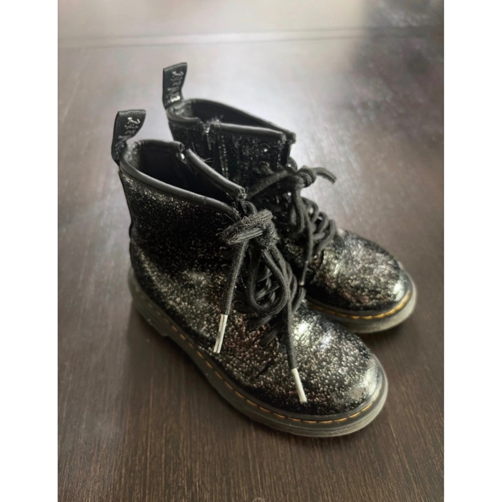 Dr. Martens Delaney Kids Black Glitter Lace Up Side Zip Combat Boots Size 11